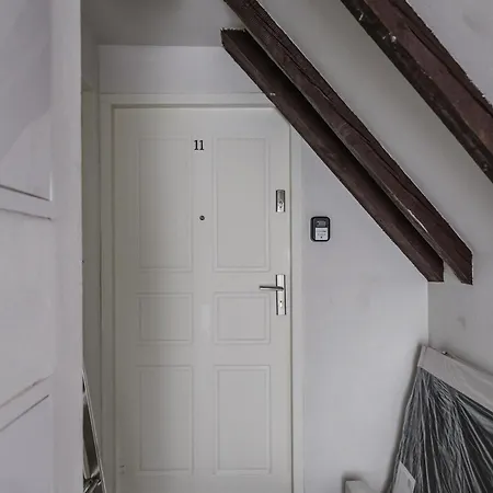 Rynek Jezycki Roof Loft